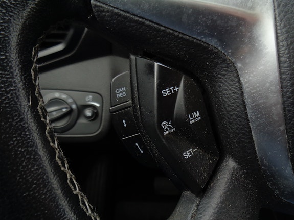 Ford Kuga 27 of 30