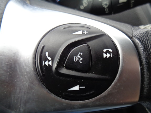 Ford Kuga 28 of 30