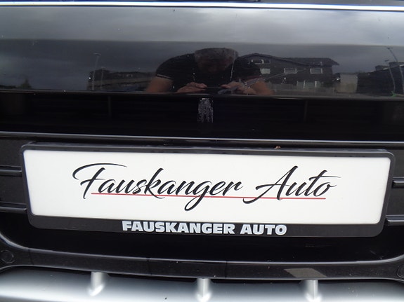Ford Kuga 10 of 30