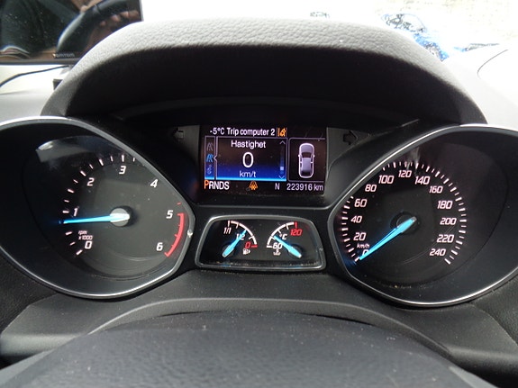 Ford Kuga 25 of 30