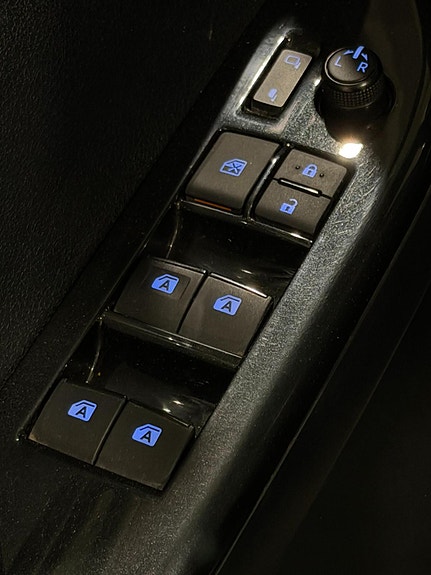 Toyota HiLux 15 of 25