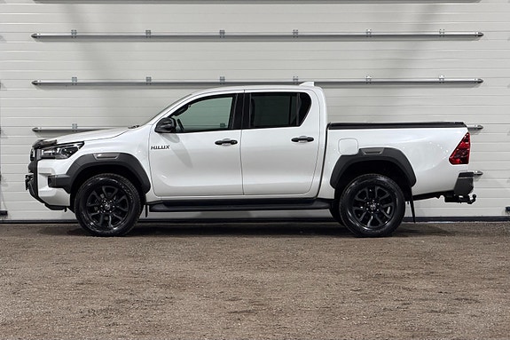 Toyota HiLux 5 of 25