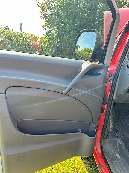 Mercedes-Benz Vito 111 9 of 9