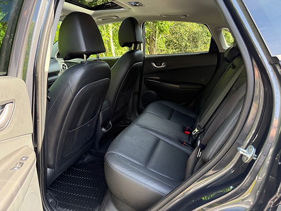 Hyundai Kona 23 of 30