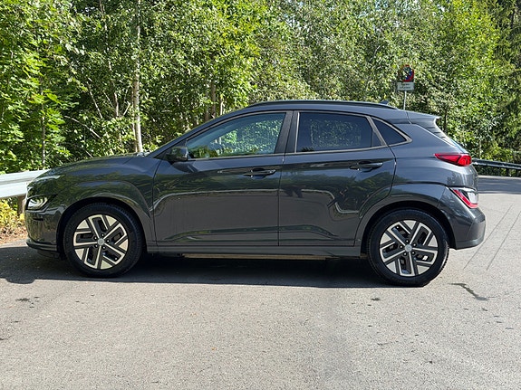 Hyundai Kona 8 of 30