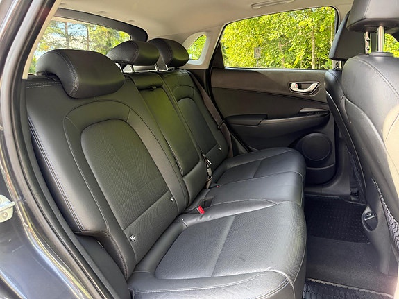 Hyundai Kona 28 of 30