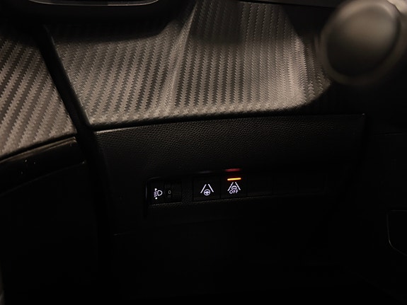 Peugeot e-2008 21 of 30