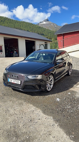Audi RS4 6 of 14