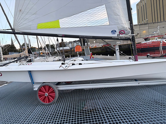 RS Aero med to riggalternativer selges 6 of 21