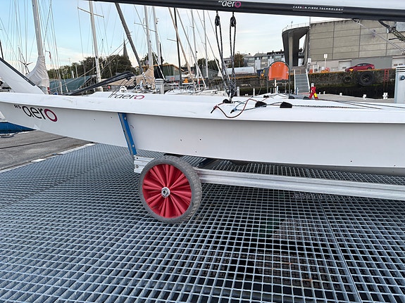RS Aero med to riggalternativer selges 10 of 21