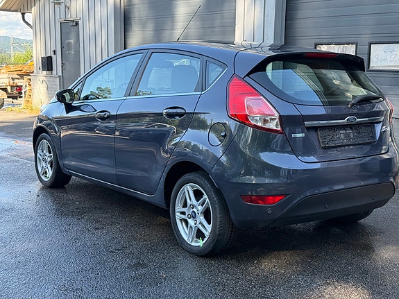 Ford Fiesta 7 of 19