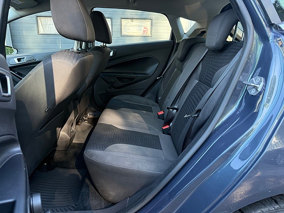 Ford Fiesta 19 of 19