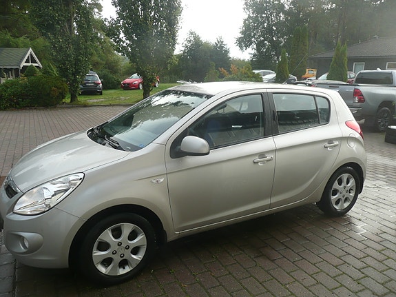 Hyundai i20 8 of 22