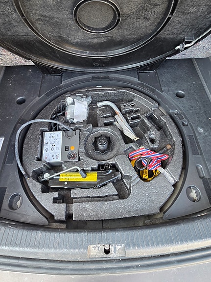 Volkswagen Touran 5 of 13