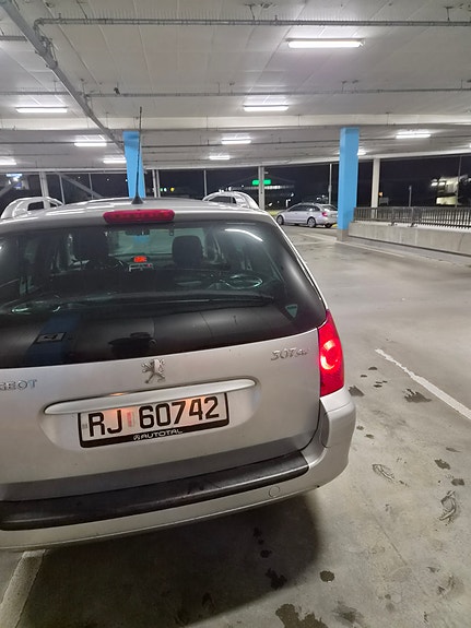 Peugeot 307 SW 6 of 15