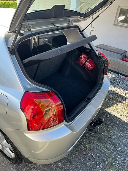 Toyota Corolla 21 of 30