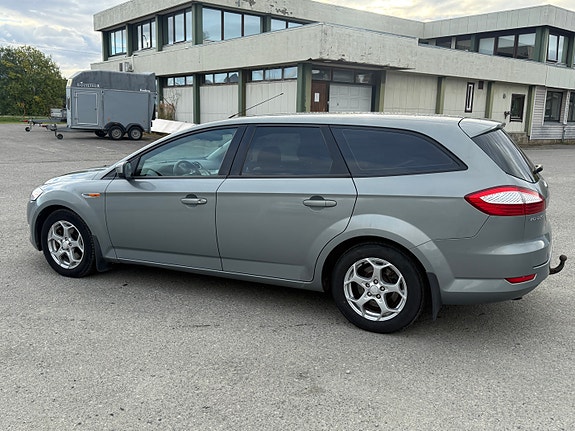 Ford Mondeo 8 of 15