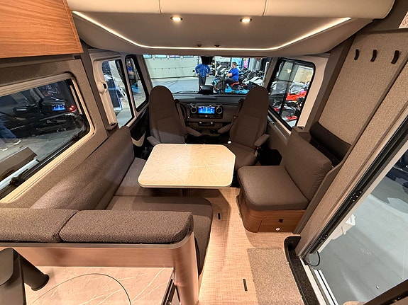 Hymer B-MC I 680 2,0/170hk 9G Aut Premium-Line *KAMPANJE* 18 of 30