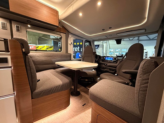 Hymer B-MC I 680 2,0/170hk 9G Aut Premium-Line *KAMPANJE* 15 of 30