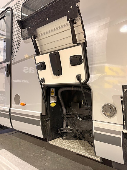 Hymer B-MC I 680 2,0/170hk 9G Aut Premium-Line *KAMPANJE* 9 of 30