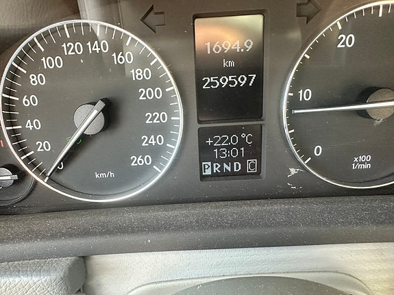 Mercedes-Benz C220 d 15 of 15