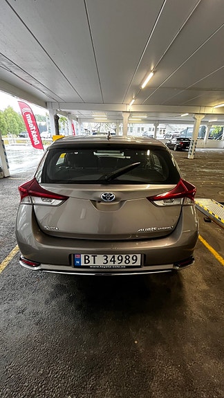 Toyota Auris 5 of 20