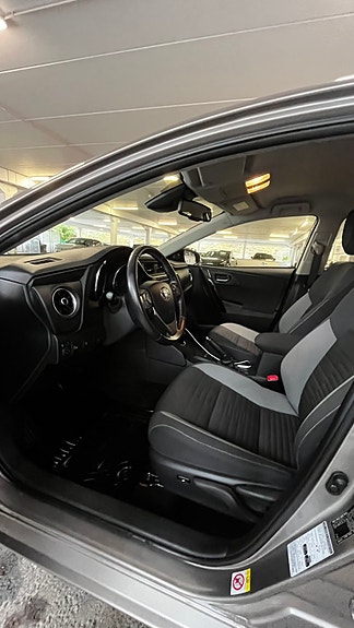 Toyota Auris 11 of 20