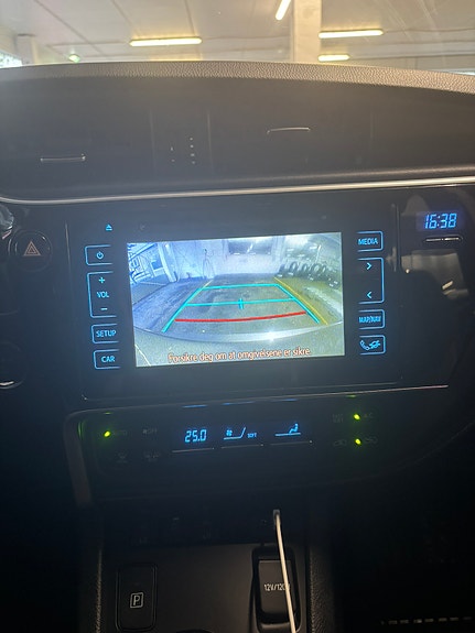 Toyota Auris 17 of 20