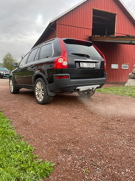 Volvo XC90 4 of 24