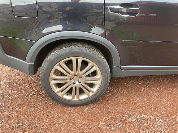 Volvo XC90 10 of 24