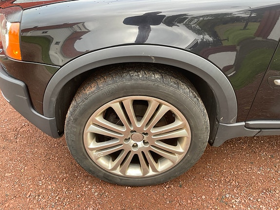 Volvo XC90 7 of 24