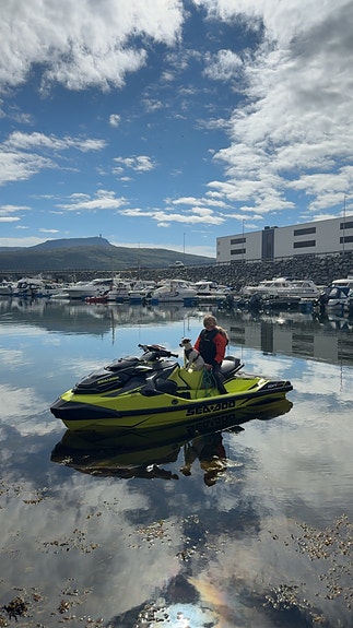 Vurderer salg av min Sea-Doo RXT-X RS 3 of 4