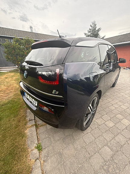 BMW i3 12 of 30
