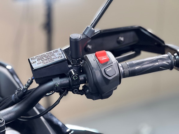 Yamaha Tracer 7 // Sivesker og varmeholker inkludert! // 16 of 27