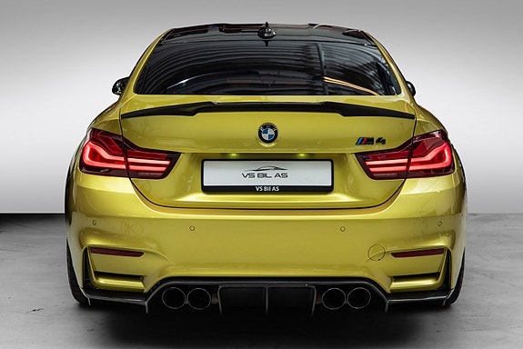 BMW M4 6 of 30
