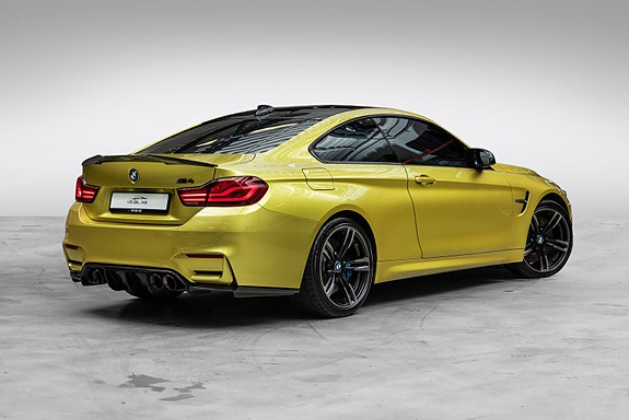 BMW M4 8 of 30