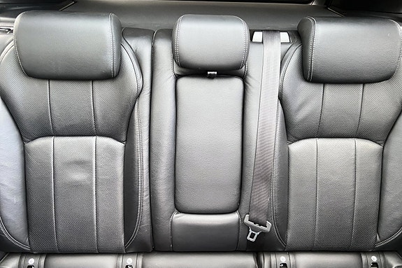 Land Rover Range Rover Evoque 12 of 17