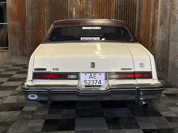 Oldsmobile 20 of 30