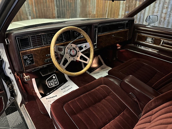 Oldsmobile 23 of 30