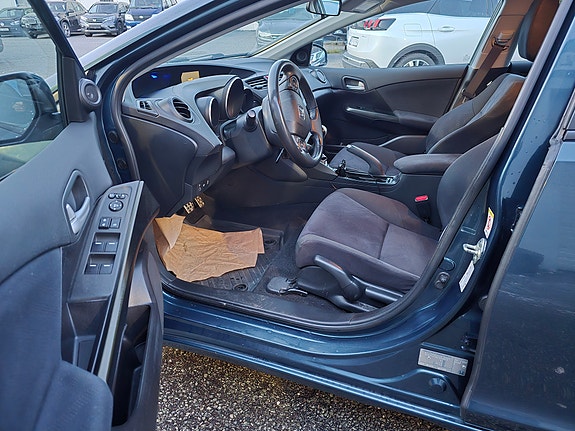 Honda Civic 12 of 30