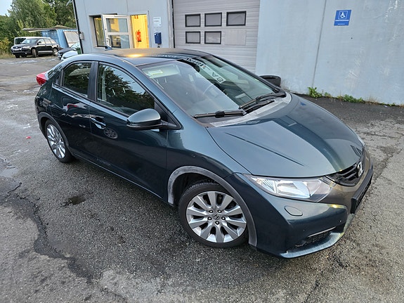 Honda Civic 2 of 30