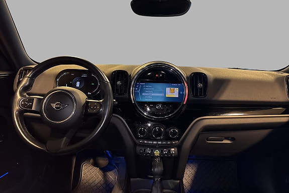 MINI Countryman Cooper SE 9 of 27