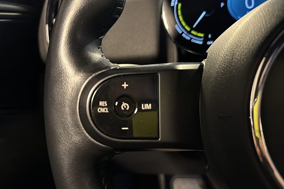 MINI Countryman Cooper SE 21 of 27
