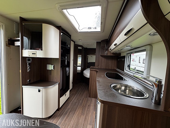 Bürstner AVERSO NORDIC 580 TS - 4 sengeplasser - WC/dusj - Gulvvarme - Sykkelstativ 30 of 30