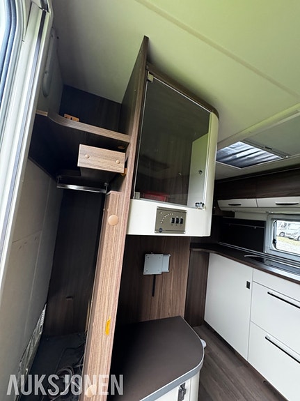 Bürstner AVERSO NORDIC 580 TS - 4 sengeplasser - WC/dusj - Gulvvarme - Sykkelstativ 23 of 30