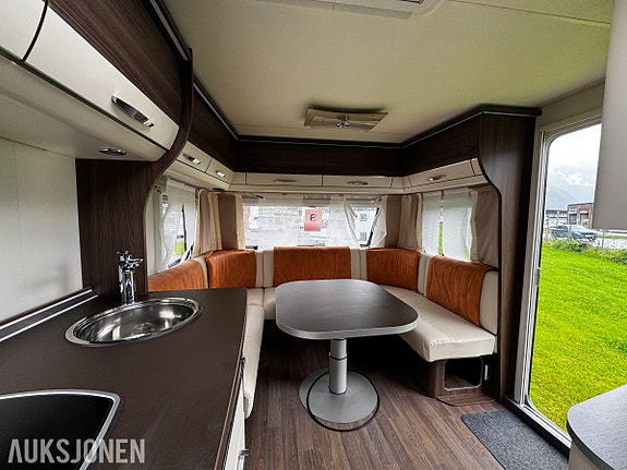 Bürstner AVERSO NORDIC 580 TS - 4 sengeplasser - WC/dusj - Gulvvarme - Sykkelstativ 24 of 30