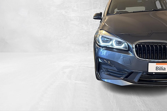 BMW 225xe 4 of 28
