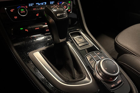 BMW 225xe 15 of 28