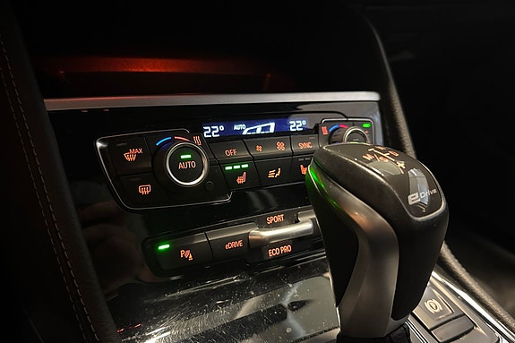 BMW 225xe 23 of 28