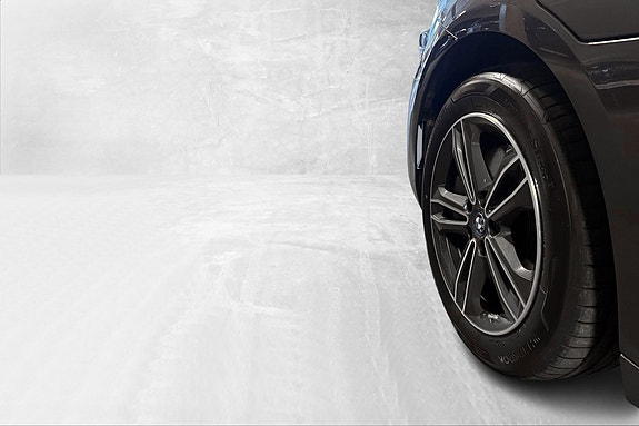 BMW 225xe 6 of 28